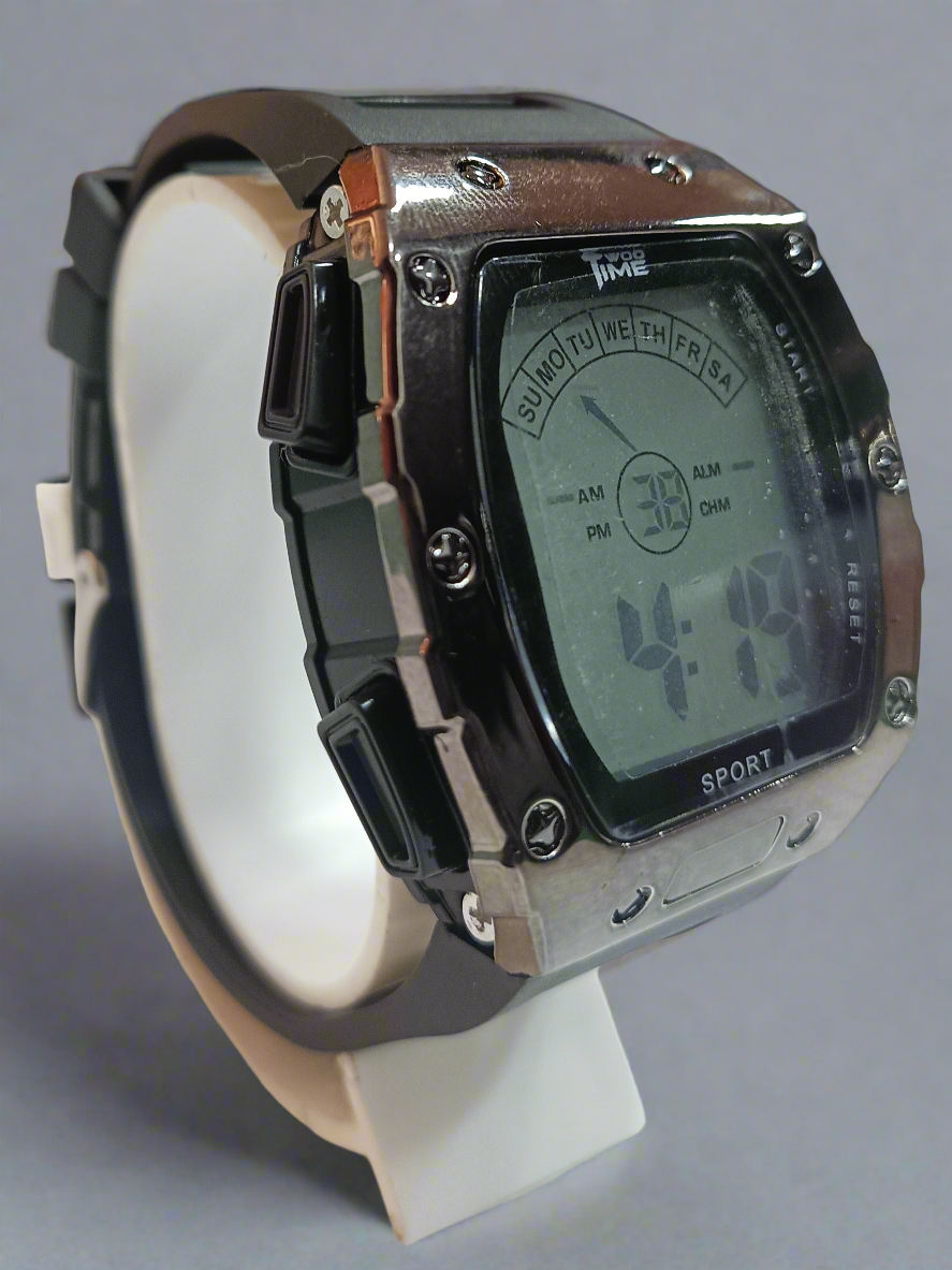 Digital watch