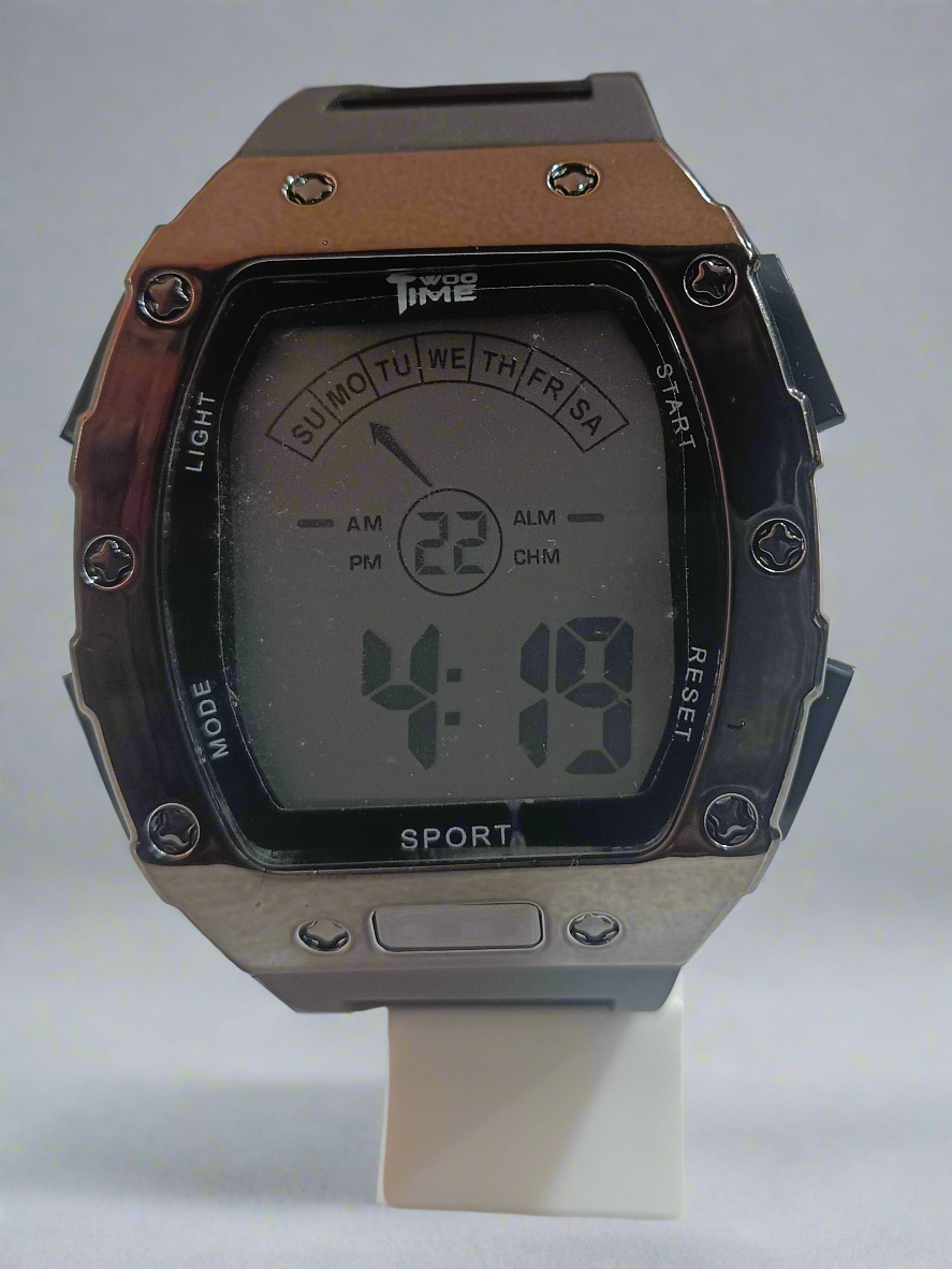 Digital watch